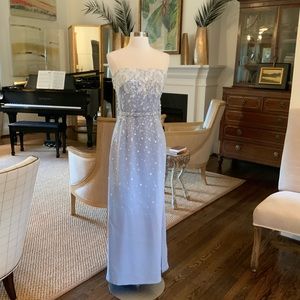 Oscar de la Renta gown